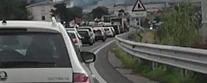 Incidente sulla S.S. 106, lunghe code e rallentamenti item-thumbnail