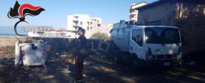 Sorpresi dai Carabinieri a bruciare rifiuti, denunciati 7 operatori ecologici item-thumbnail