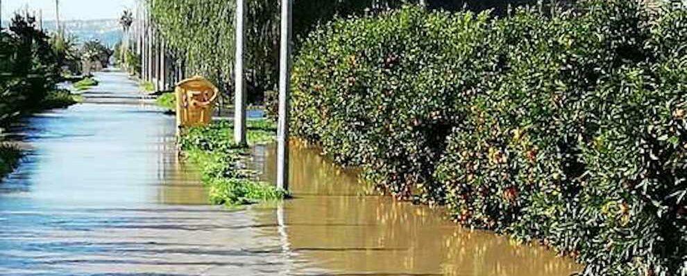 Maltempo, esonda il fiume Crati: evacuate decine di famiglie