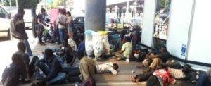Dl Sicurezza, 24 migranti cacciati dal Cara di Isola Capo Rizzuto e portati in stazione item-thumbnail
