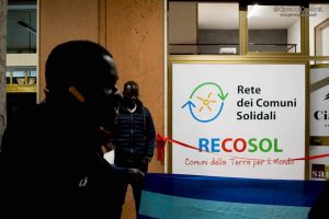 Recosol denuncia nuovo caso di discriminazione all’Asp di Taurianova. A farne le spese i migranti ospitati a Cinquefrondi item-thumbnail