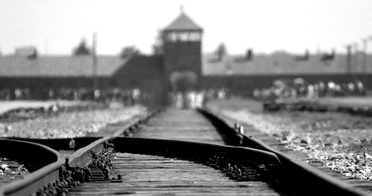 IC Gioiosa-Grotteria: la commemorazione della Shoah da parte degli alunni della 3C