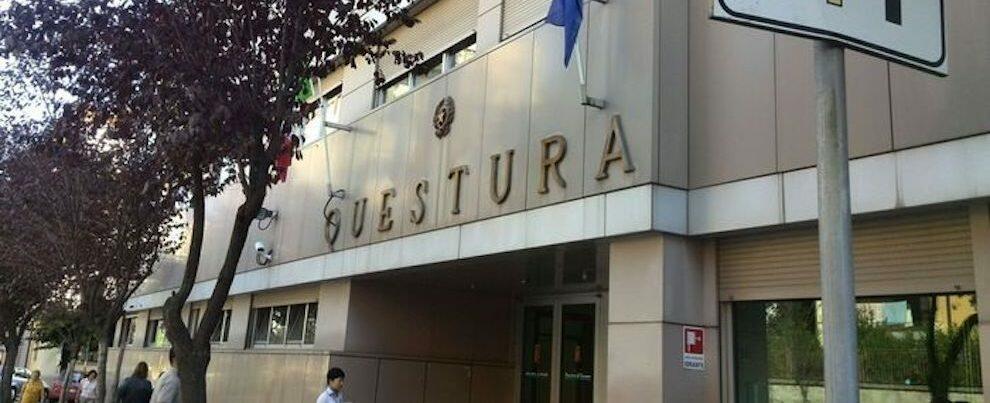 Cosenza, decreto di espulsione per un cittadino straniero: era stato condannato per terrorismo