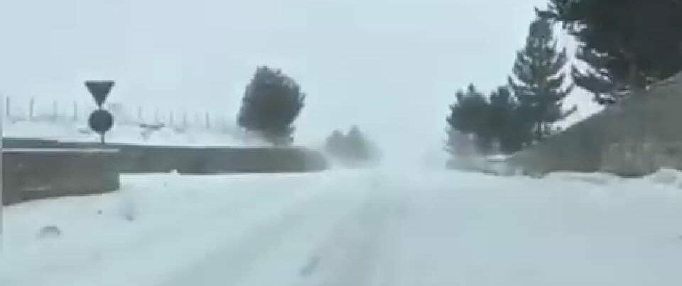 Torna la neve sulle montagne calabresi. Nevicate al di sopra dei 500 metri