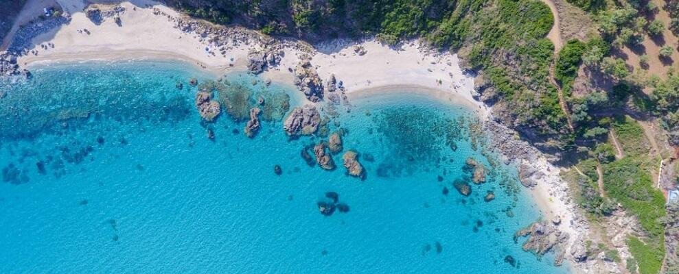 Calabria prima regione a misura di bambino con 18 spiagge “Bandiera verde 2019”