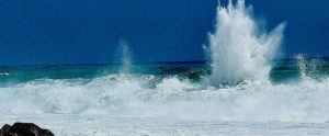 Foto del giorno: scatti suggestivi della mareggiata a Caulonia item-thumbnail