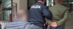 Individuati e arrestati i responsabili di una rapina a mano armata presso un noto supermercato item-thumbnail