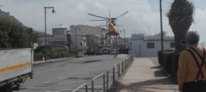 Incidente a Roccella Ionica. L’elisoccorso atterra sul lungomare item-thumbnail