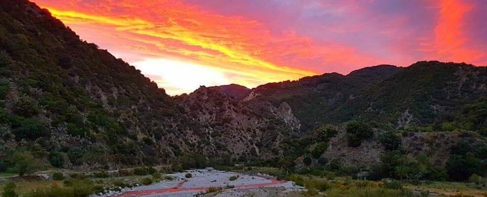 Foto del giorno: lo spettacolare tramonto a San Nicola di Caulonia