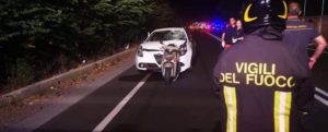Padre e figlio in scooter tamponati sulla S.S. 106. Il padre è morto, il figlio è grave item-thumbnail