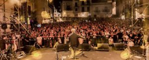 Grandi nomi e tante sorprese per il Kaulonia Tarantella Festival: presentato il programma completo item-thumbnail