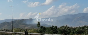Fotonotizia: incendio a Gioiosa Ionica item-thumbnail