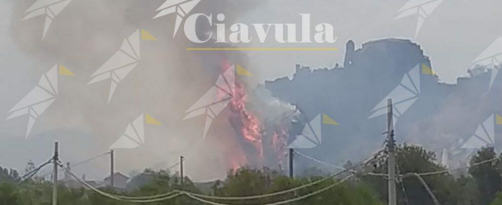 Incendio al cimitero di Roccella