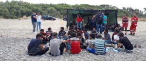 Individuati e arrestati i presunti scafisti dello sbarco dei 57 migranti in Calabria item-thumbnail