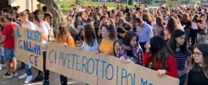 Numerosi volontari nelle piazze calabresi per l’iniziativa di Legambiente “Puliamo il mondo” item-thumbnail