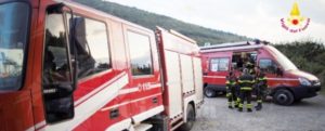 Calabria: cade in un dirupo, salvato dai vigili del fuoco item-thumbnail
