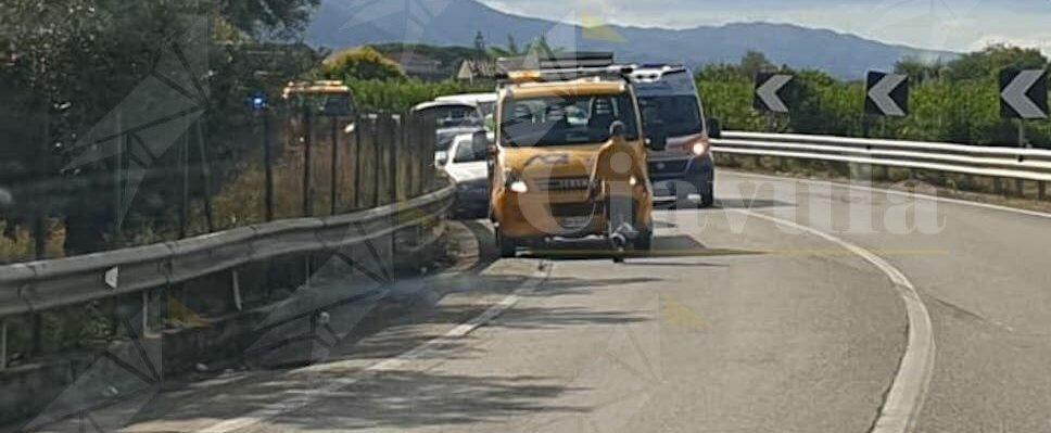 Incidente lungo la S.S. 106, code e rallentamenti