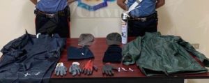 Piastrellista e imbianchino di Roccella Jonica accusati del reato di danneggiamento a due esercizi commerciali item-thumbnail