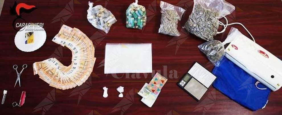 I Carabinieri di Roccella fanno irruzione in una casa a Stilo. All’interno droga, munizioni e contanti