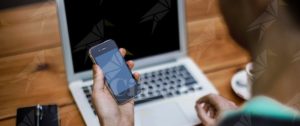 Vendeva cellulari sul web ma era una truffa: incassava i soldi e non spediva la merce, finisce ai domiciliari item-thumbnail