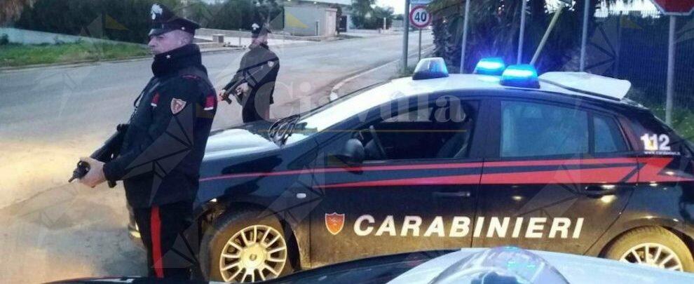 Beccato con la droga in casa, un calabrese finisce ai domiciliari