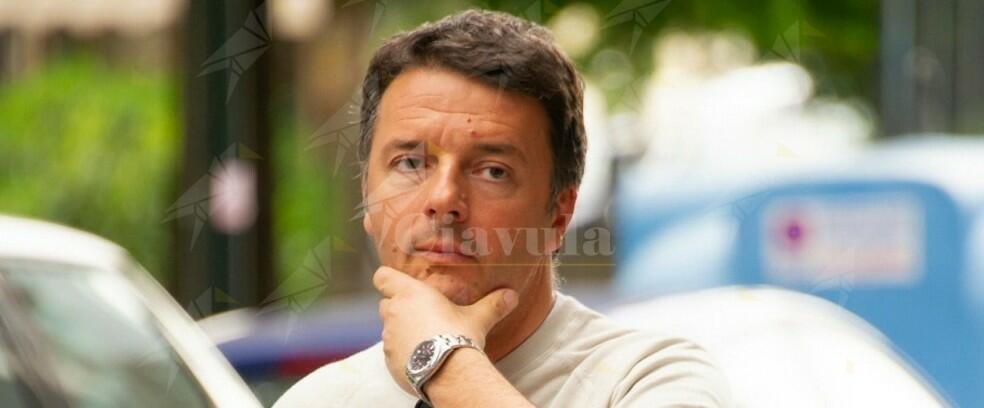 Renzi: “Noi non lasciamo il governo, ma se ci vogliono cacciare ce lo dicano”