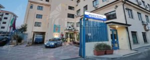 La polizia ringrazia una cittadina calabrese: donate alla Questura un gran numero di mascherine item-thumbnail
