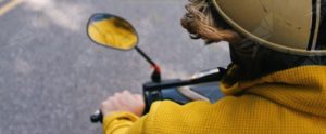 Sorpreso alla guida di un motociclo senza patente viene denunciato item-thumbnail