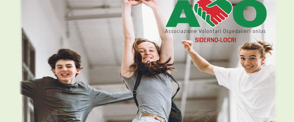 L’associazione AVO incontra gli studenti delle scuole di Locri e Siderno per la campagna “Vivi social: diventa volontario”