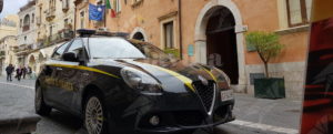 Corruzione al comune, intascava soldi delle bollette dell’acqua dei cittadini. Arrestato un avvocato item-thumbnail