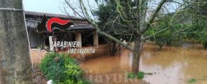 Paura in Calabria, esonda torrente. Coppia di anziani salvata dai carabinieri item-thumbnail