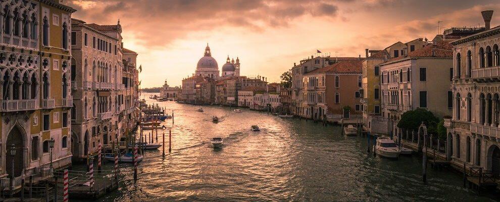 Maltempo, prosegue la raccolta fondi a sostegno della città di Venezia