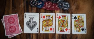 Truccavano le partite di poker mediante congegni elettronici, 3 persone in manette item-thumbnail