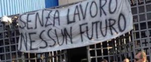 Tirocinanti calabresi: “Per la nostra dignità reclamiamo il sacrosanto diritto al lavoro” item-thumbnail