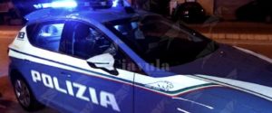 Ubriaco alla guida urta due auto in sosta. Denunciato dalla polizia e ritirata la patente item-thumbnail