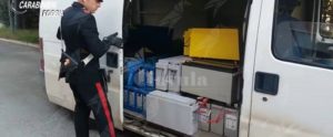 Sorpreso a scaricare la preziosa refurtiva dal suo furgone. Arrestato 50enne item-thumbnail
