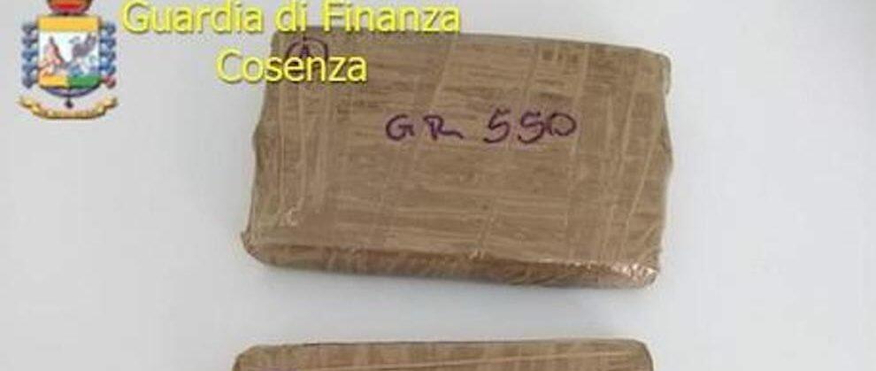 Fermate in auto con più di 1kg e mezzo di droga, arrestate due donne