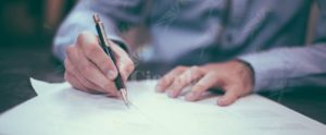 Truffe ad assicurazioni e sentenze falsificate: interdetto un avvocato del foro di Locri item-thumbnail