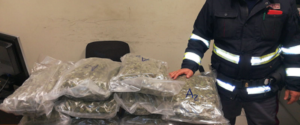 In auto con 10 kg di marijuana, in manette un uomo e una donna item-thumbnail