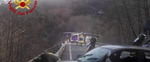 Schianto tra due auto in Calabria, tre persone ferite item-thumbnail