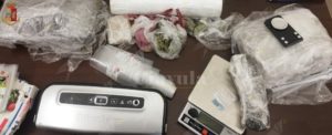 Operazione antidroga, 2 persone in manette per detenzione ai fini di spaccio item-thumbnail