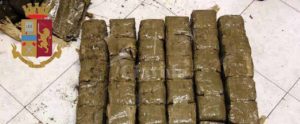Rinvenuti e sequestrati dalla polizia quasi 38 chili di hashish item-thumbnail