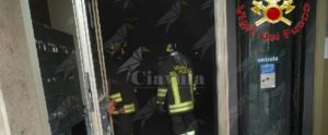 Calabria: lancia una molotov contro la banca, poi si costituisce. Ferito un impiegato item-thumbnail