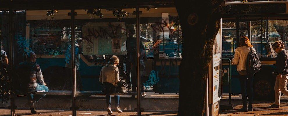 La fermata del bus