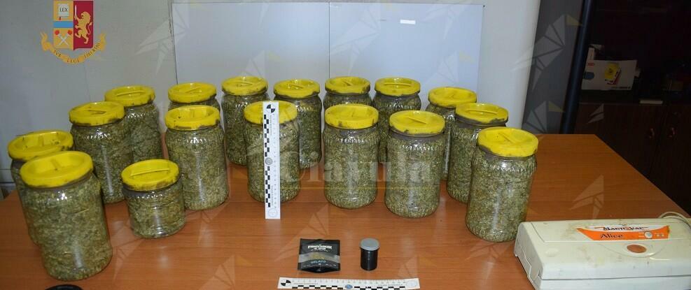Arrestato pregiudicato trovato in possesso di 8,5 kg di marijuana e hashish
