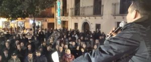 Cinquefrondi, il sindaco Conia incontra i cittadini in piazza – video item-thumbnail