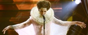 Achille Lauro si racconta: abiti personaggi e canzone, ““Me ne frego” è un inno alla libertà” item-thumbnail
