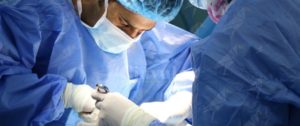 Catanzaro: gli tagliano la mano con l’accetta. Gli viene ricucita al policlinico di Palermo item-thumbnail