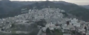 Veduta aerea di Caulonia superiore – video item-thumbnail