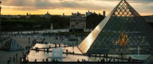 Coronavirus, museo del Louvre chiuso per una riunione item-thumbnail